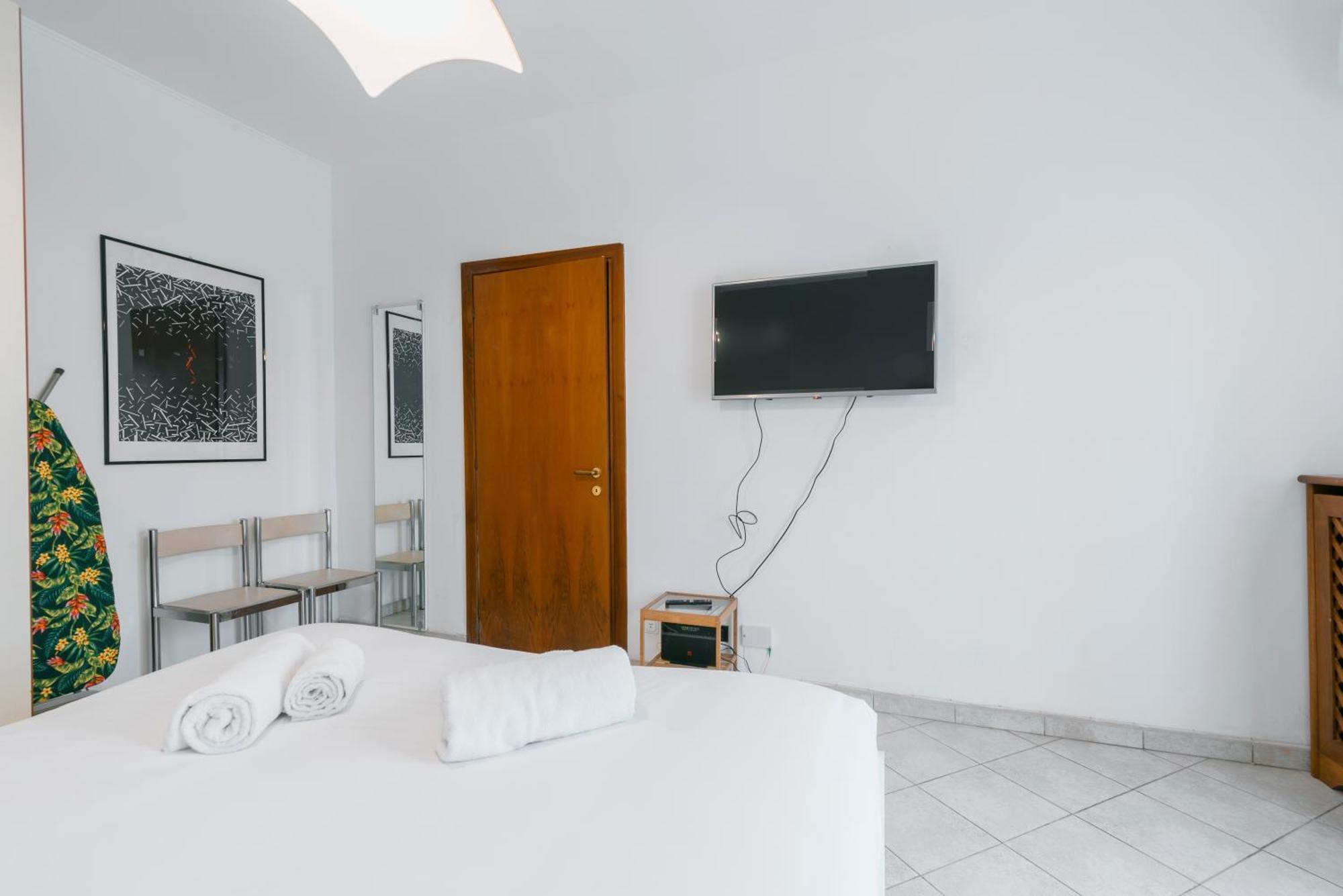 Ihost Apartment - De Andreis 11 Milaan Buitenkant foto